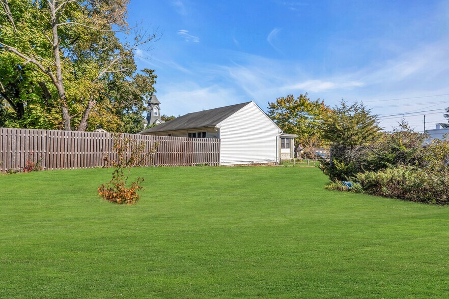 More Photos Of 387 Route 9, Eagleswood Township General Retail For Sale