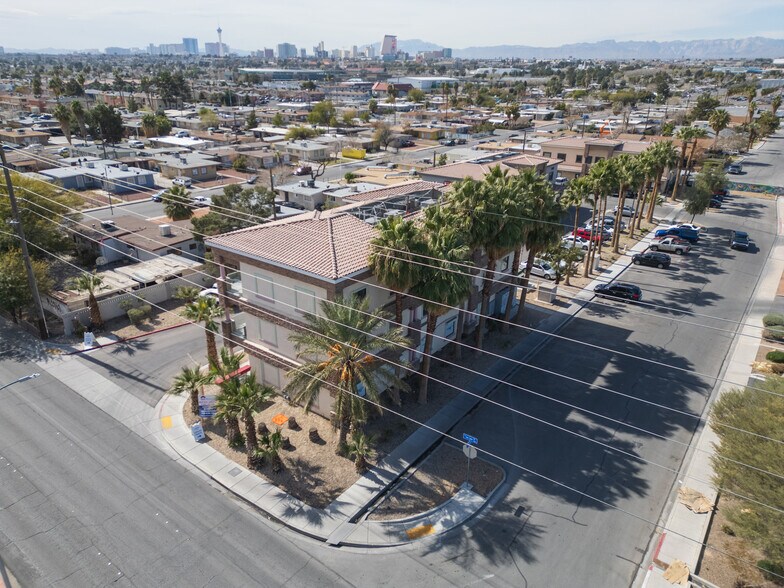 More Photos Of 2465 Reynolds Ave, North Las Vegas Medical For Lease