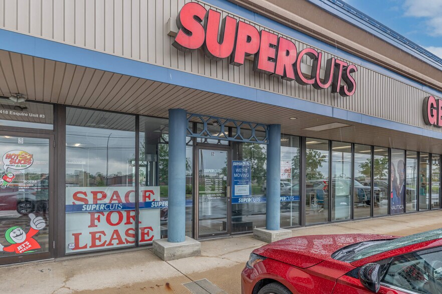 More Photos Of 2418 Esquire Dr, Dayton Storefront Retail Office For Lease