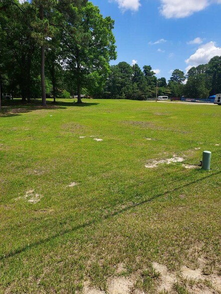 More Photos Of 0 Pamalee Dr, Fayetteville Land For Sale