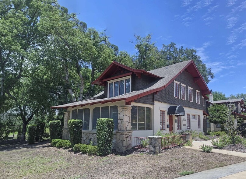 Primary Photo Of 545 Delaney Ave, Orlando Office For Lease