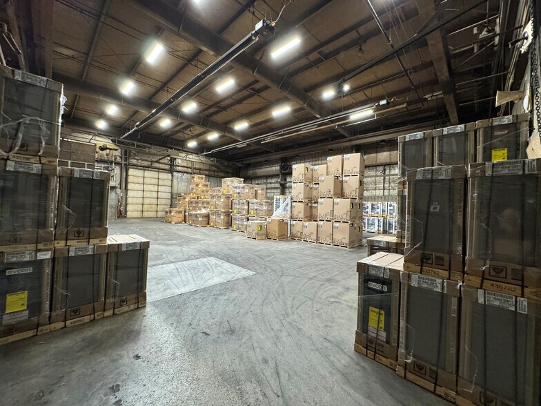 More Photos Of 2858 Enterprise Ct, Saginaw Industrial For Sale