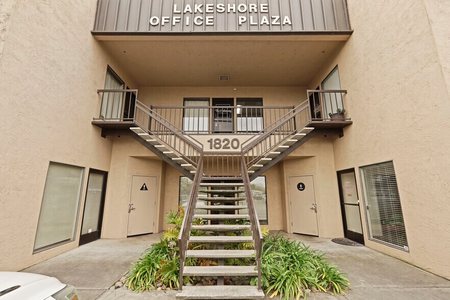 More Photos Of 1820 W Kettleman Ln, Lodi Office For Sale