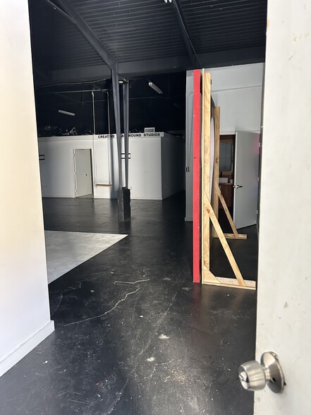 More Photos Of 1275 Pryor Rd SW, Atlanta Warehouse For Sale