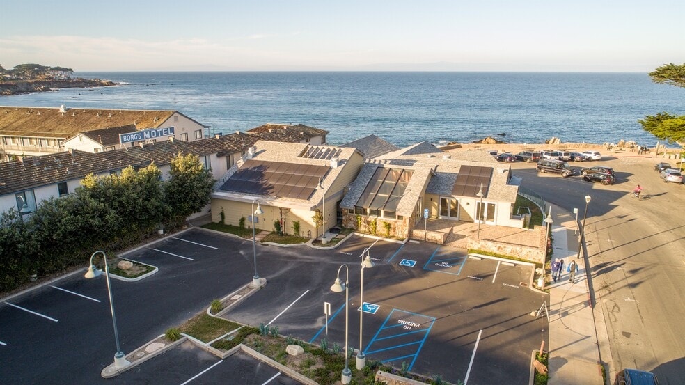 More Photos Of 631 Ocean View Blvd, Pacific Grove Restaurant For Lease