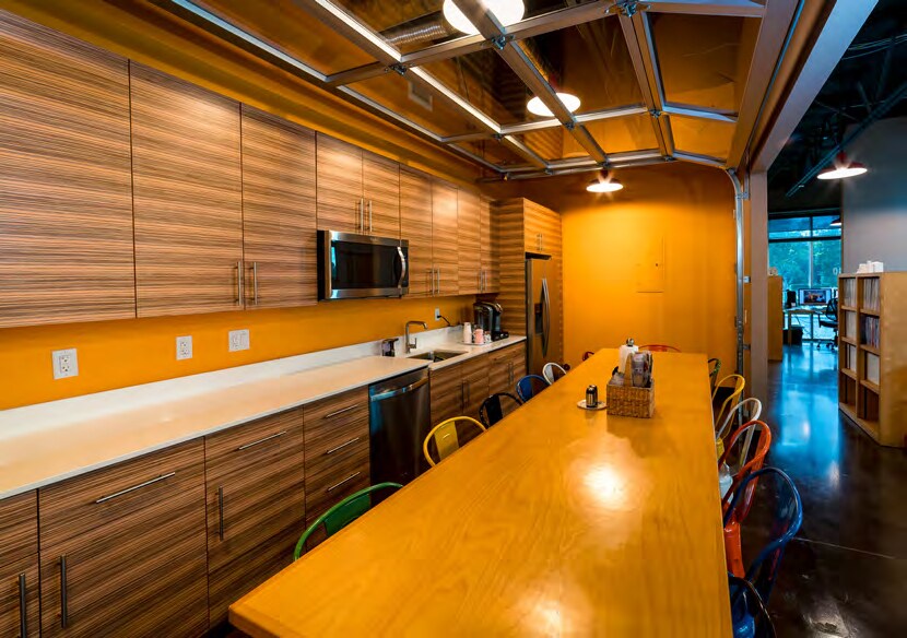 More Photos Of 2240 Faraday Ave, Carlsbad Office For Sale