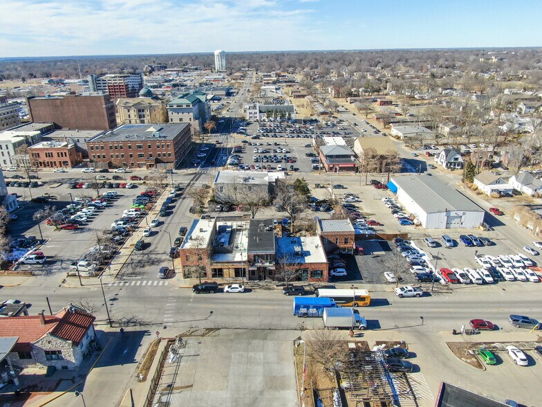 More Photos Of 201 N 10th St, Columbia Storefront Retail Residential For Sale