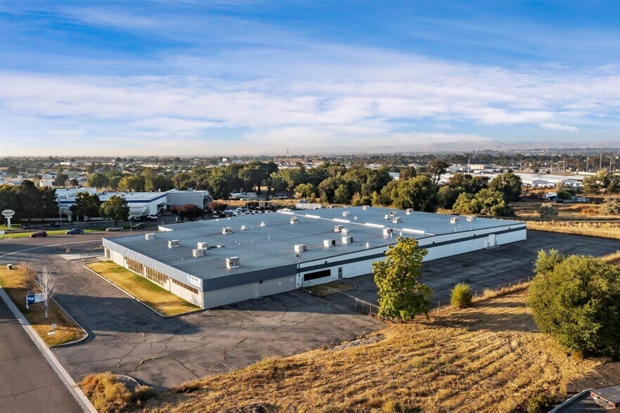 More Photos Of 1 Idea Way, Caldwell Light Manufacturing For Sale