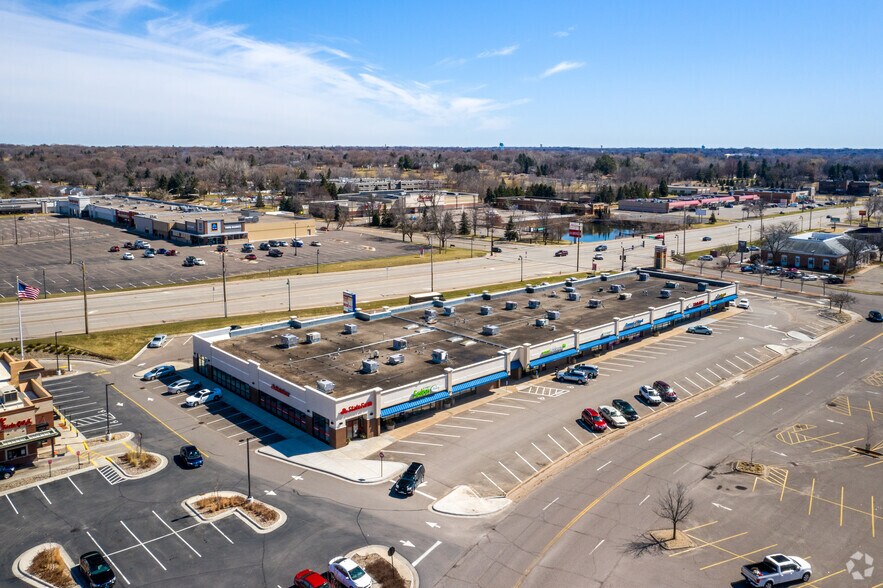 3035 N White Bear Ave, Maplewood, MN 55109 For Lease