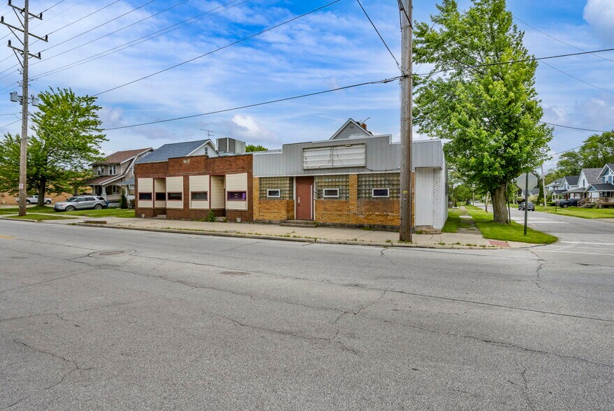 More Photos Of , Lorain Unknown For Sale