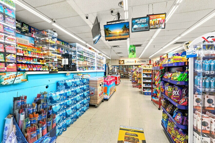 More Photos Of 2590 Recker Hwy, Winter Haven Service Station For Sale