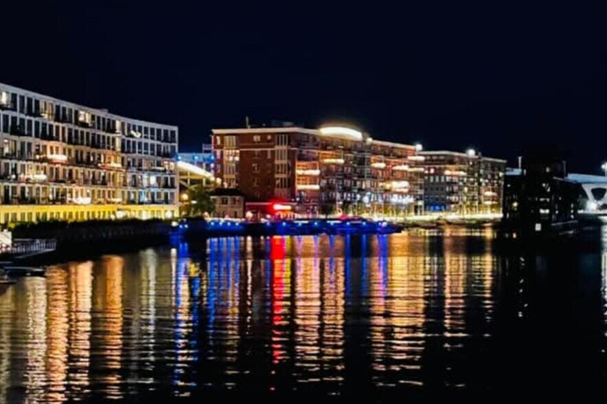 More Photos Of 509-643 E Erie St, Milwaukee Apartments For Sale