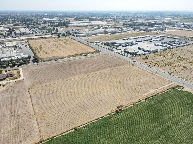 More Photos Of 2925 W Main St, Turlock Land For Sale