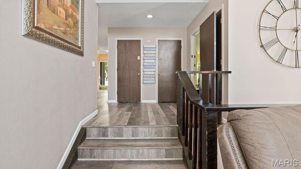 More Photos Of 35 Walkers Cay Drive, Osage Beach Apartments For Sale