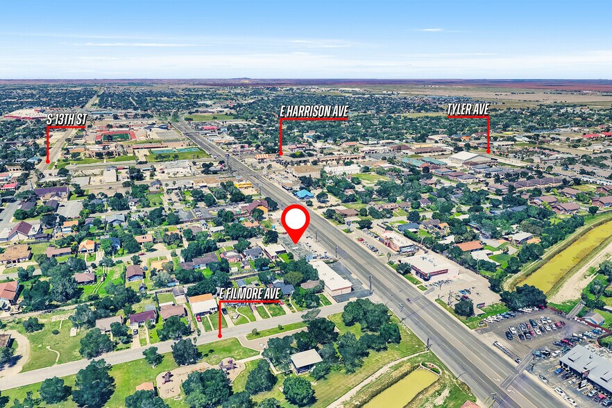 More Photos Of 604 S 77 Sunshine Strip, Harlingen Office For Sale