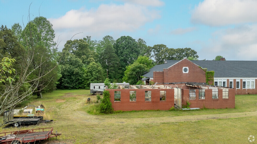 More Photos Of 1318 Ostwalt Amity Rd, Cleveland Schools For Sale