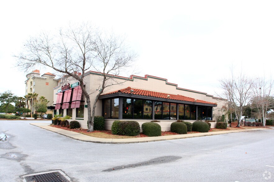 More Photos Of 8670 Us Highway 98 W, Miramar Beach Restaurant For Lease