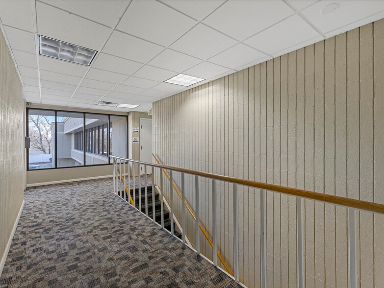 More Photos Of 140 W 2100 S, Salt Lake City Office For Sale