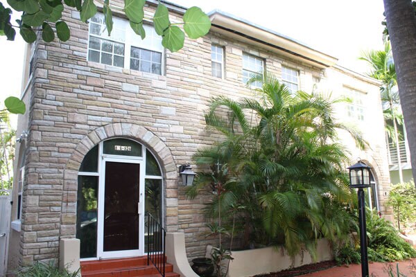More Photos Of 828 Pennsylvania Ave, Miami Beach Apartments For Sale