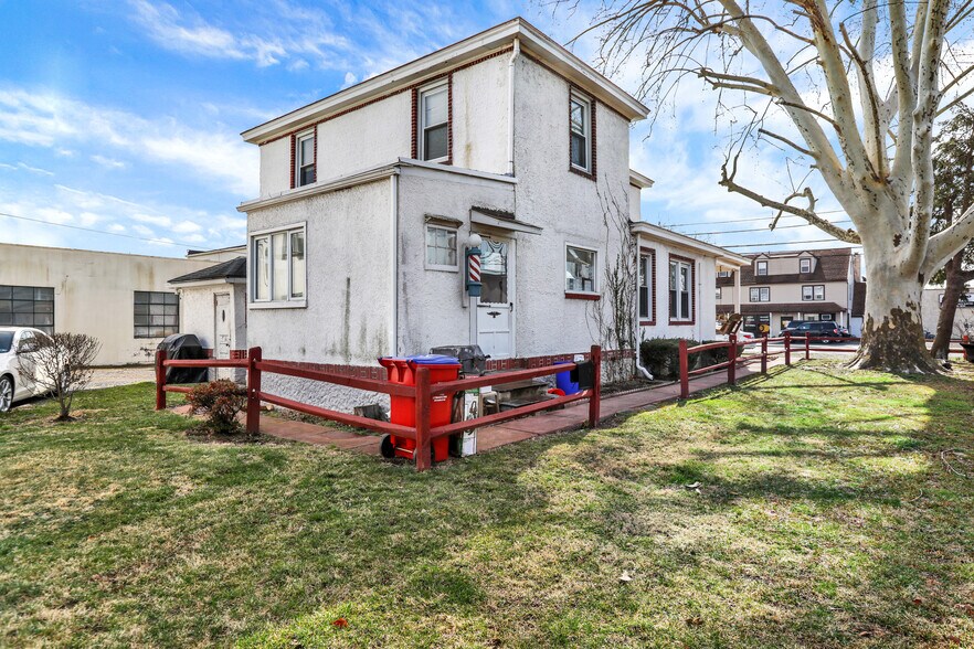 More Photos Of 2267 E Farragut Ave, Bristol Multifamily For Sale