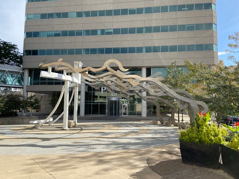 More Photos Of 425 2nd St SE, Cedar Rapids Office For Sale