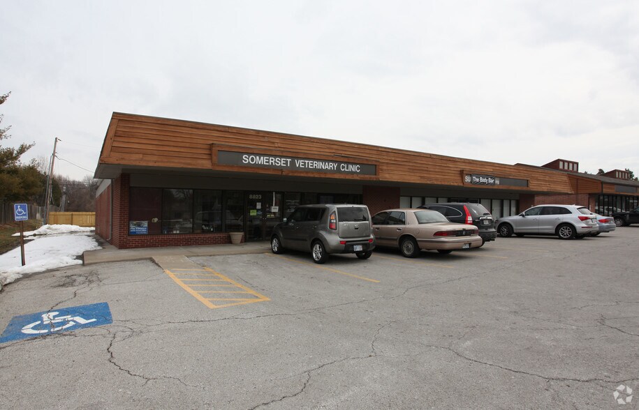 Primary Photo Of 8823-8841 Roe Ave, Prairie Village Unknown For Lease