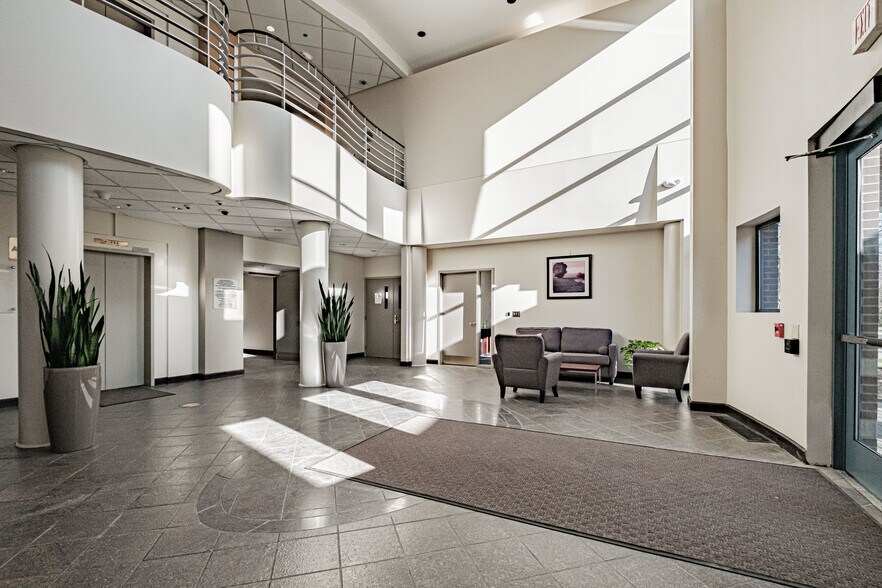 More Photos Of 6 Ashley Dr, Scarborough Office For Lease