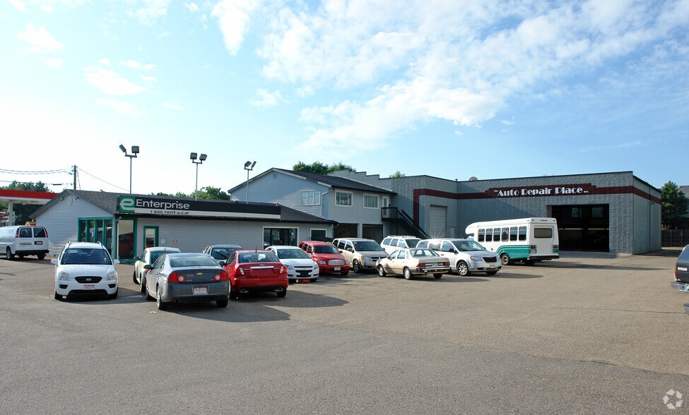 More Photos Of 5472 Arapahoe Ave, Boulder Auto Repair For Lease