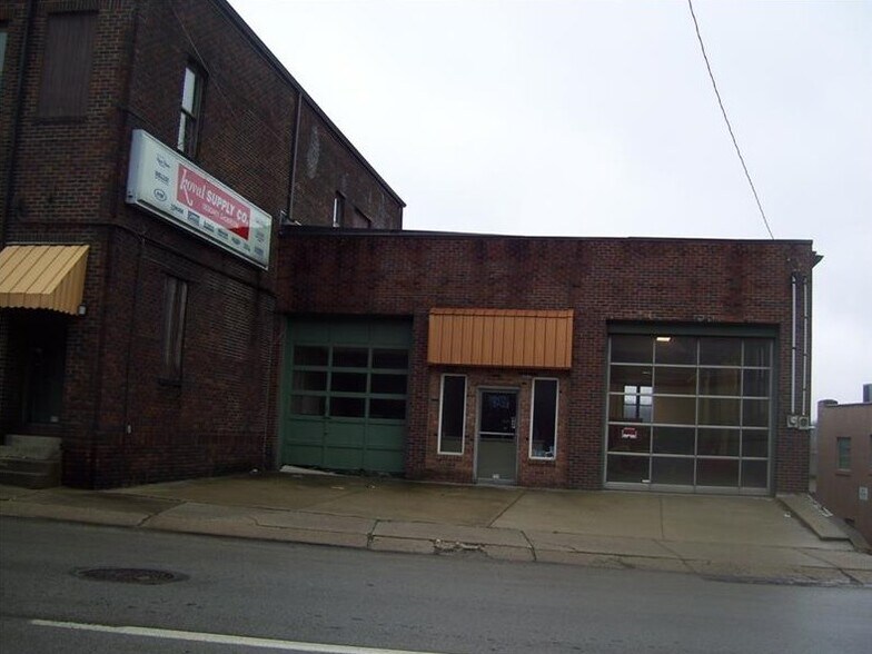 More Photos Of 258 E Fayette St, Uniontown General Retail For Sale
