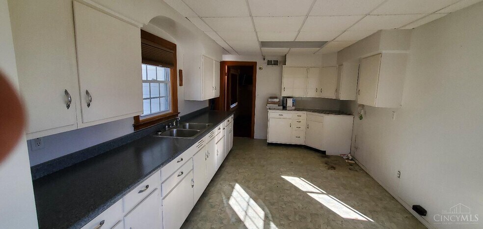 More Photos Of 720 E Main St, West Union Office Residential For Sale