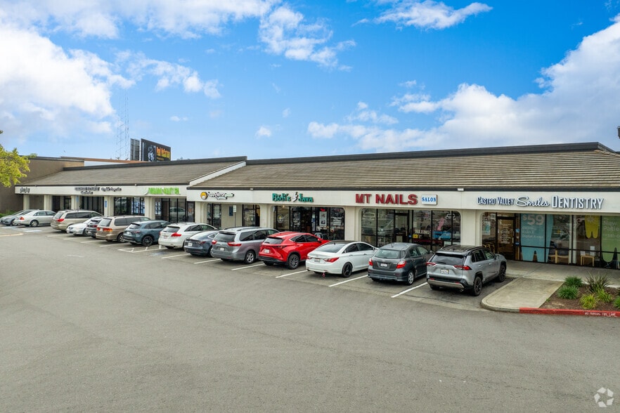 More Photos Of 3779-4015 E Castro Valley Blvd, Castro Valley General Retail For Lease