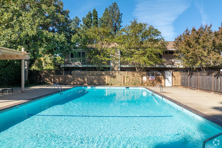More Photos Of 2451 Olivera Rd, Concord Apartments For Sale