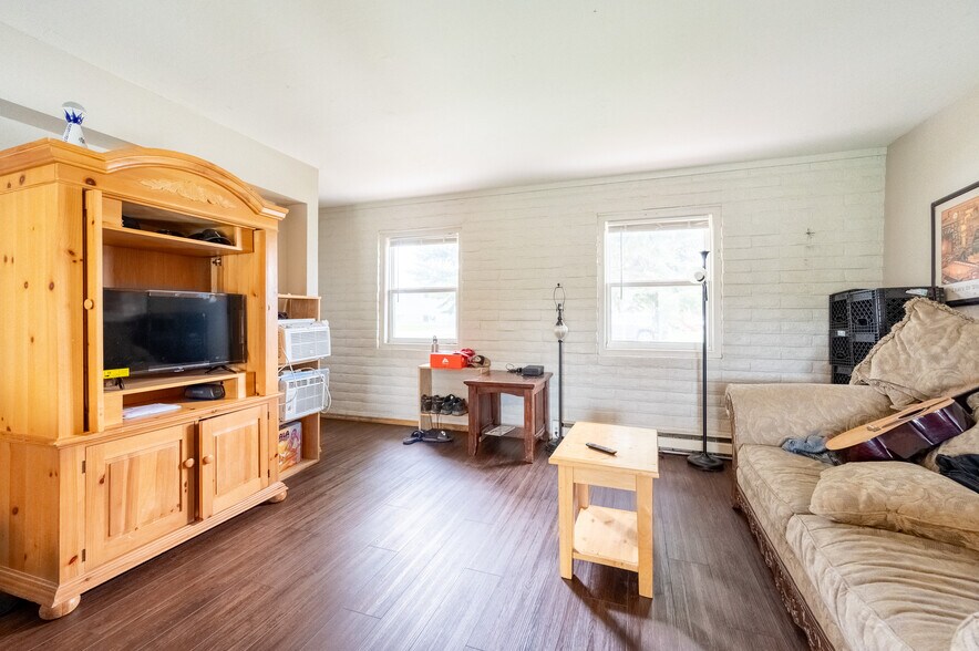 More Photos Of 500 S 20th Ave, Bozeman Apartments For Sale