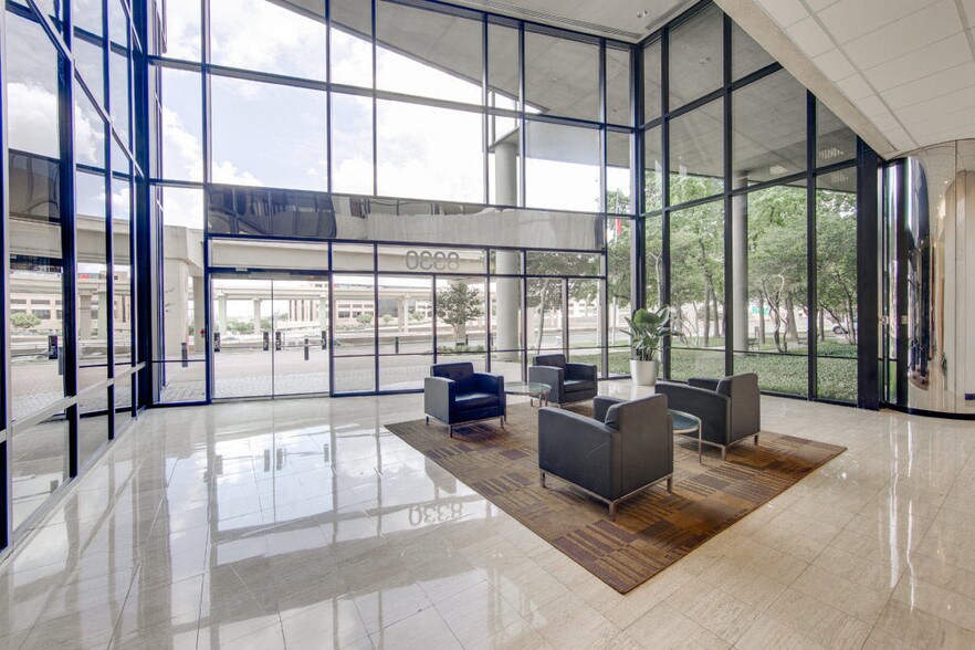 More Photos Of 8360 Lyndon B Johnson Fwy, Dallas Office For Sale