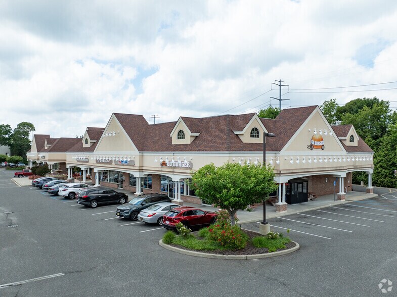 Primary Photo Of 271 Route 25A, Mount Sinai Storefront For Lease