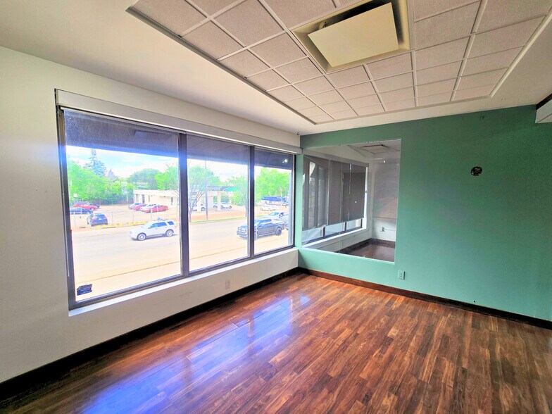 More Photos Of 7505 104th St, Edmonton Storefront Retail Office For Lease