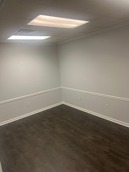More Photos Of 530 Highland Station Dr, Suwanee Medical For Lease