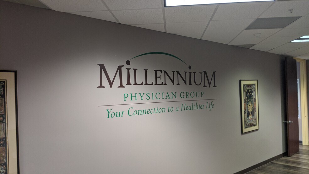 More Photos Of 2675 Winkler Ave, Fort Myers Medical For Sale