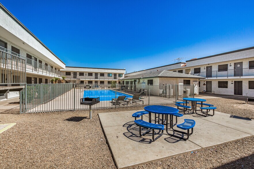 More Photos Of , Phoenix Multifamily For Sale