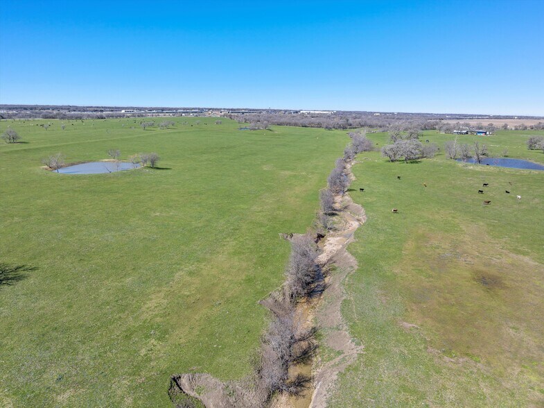 More Photos Of 458 Bluhm Rd, West Land For Sale