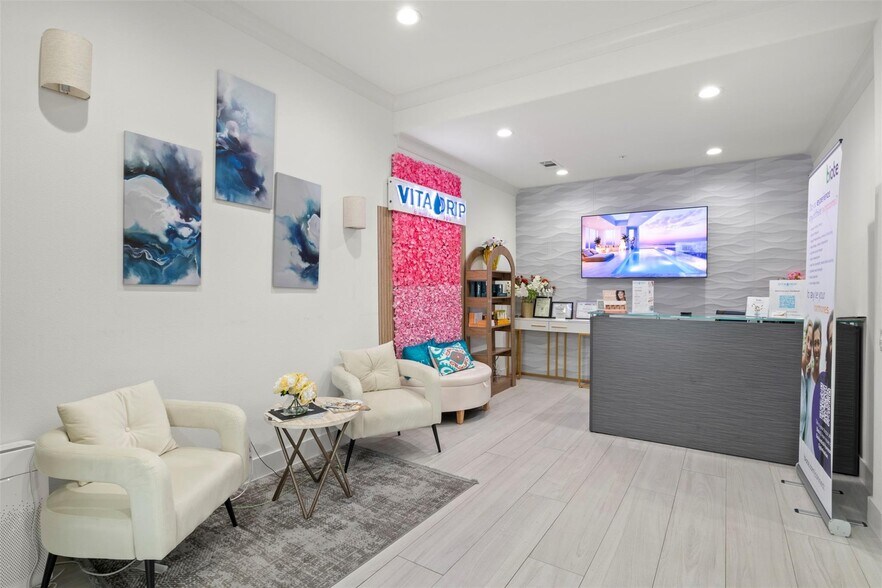 More Photos Of 2681 MacArthur Blvd, Lewisville Office For Sale