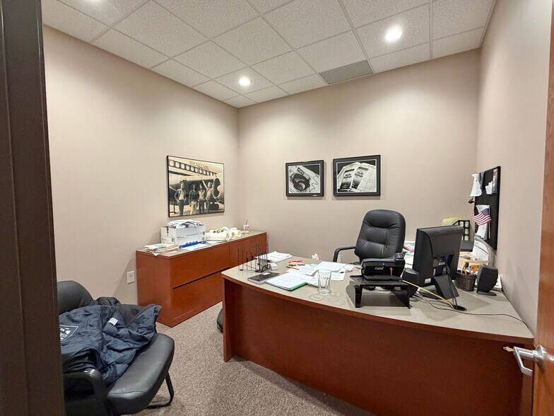 More Photos Of 26 E 3 Mile Rd, Sault Sainte Marie Office For Sale