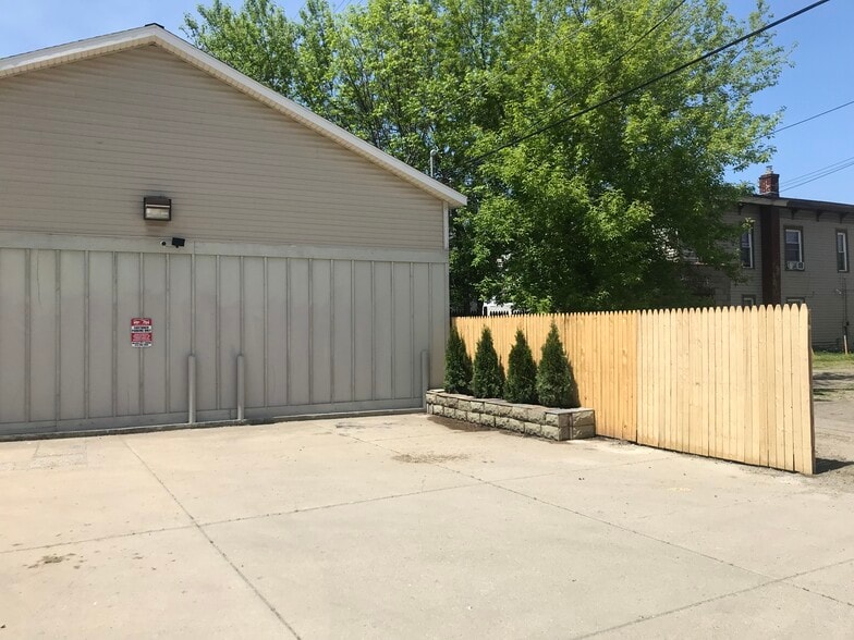 More Photos Of 347 National Ave NW, Grand Rapids Loft Creative Space For Sale