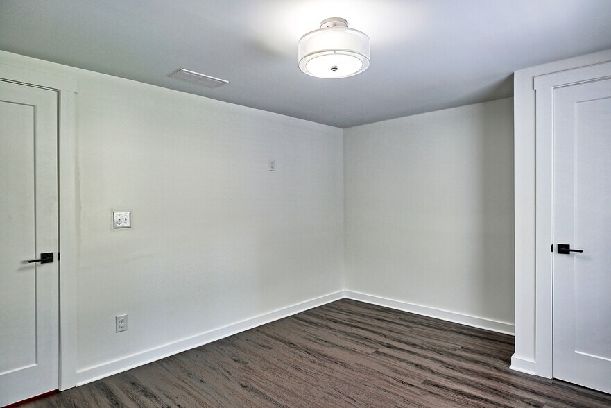 More Photos Of 1026 Ashby Grv SW, Atlanta Apartments For Sale