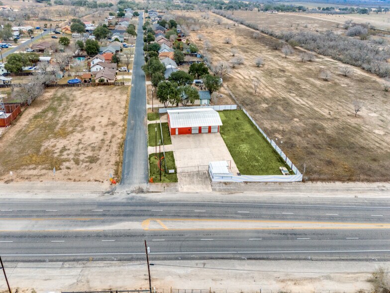 More Photos Of 601 S Storts St, Poth Industrial For Sale