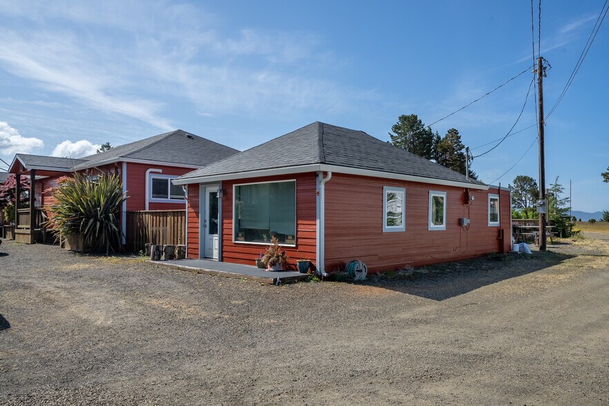More Photos Of 4805 Netarts Hwy W, Tillamook Restaurant For Sale
