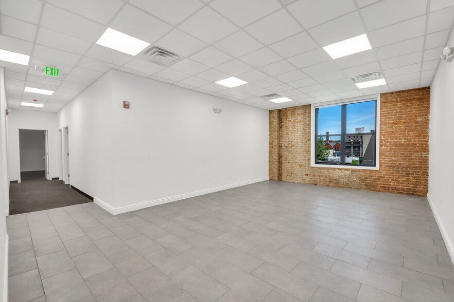 More Photos Of 111 Washington St, Paterson Medical For Lease