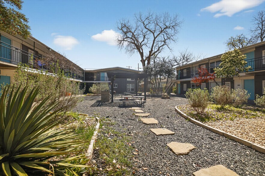 More Photos Of , Dallas Unknown For Sale