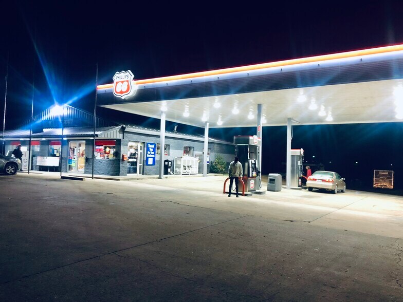 More Photos Of 1927 Highway 62 W, Berryville Convenience Store For Sale