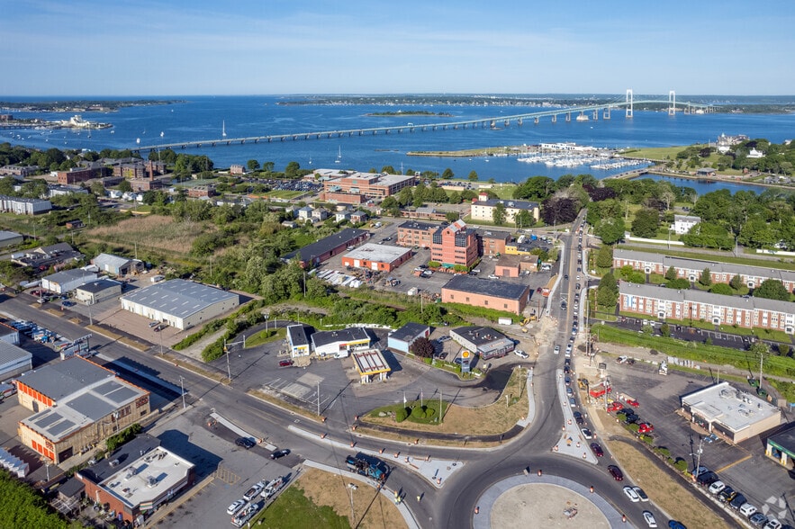 More Photos Of 221 3rd St, Newport Office For Lease
